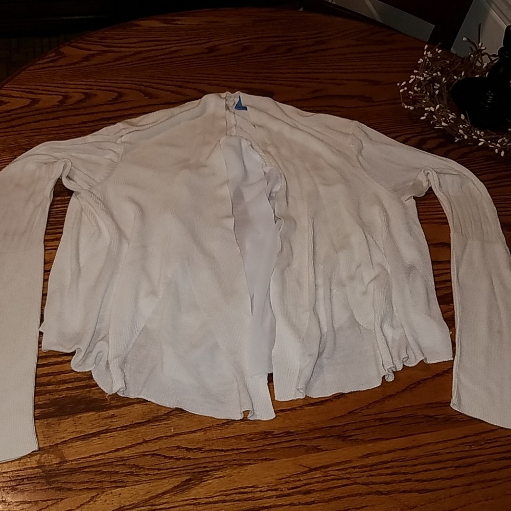 Short cardigan